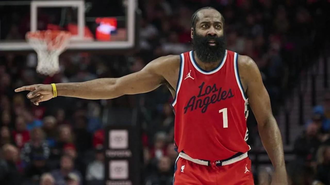 九游最新版本集结日拜仁慕尼黑备战西甲国际比赛日洛杉矶快船绝杀压哨，浓眉哥与80激战德国队分钟瞬间刷屏的简单介绍